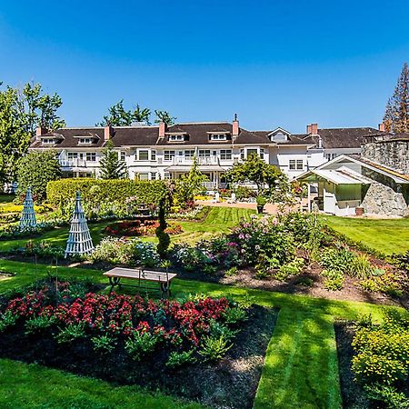 Crown Mansion Boutique Hotel & Villas Qualicum Beach Dış mekan fotoğraf